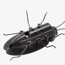 Load image into Gallery viewer, Solar-Powered Vibrating Black Cockroach Bug Toy