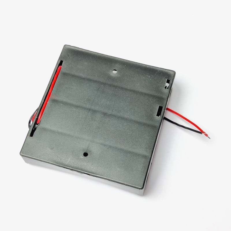 4 Cell 18650 Lithium Battery Holder