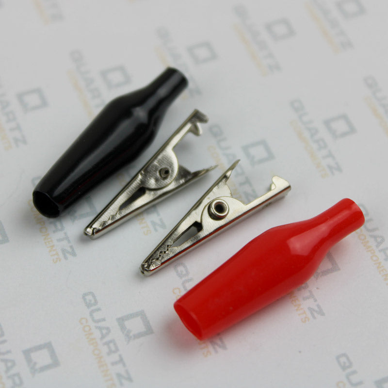 Alligator clip with insulation