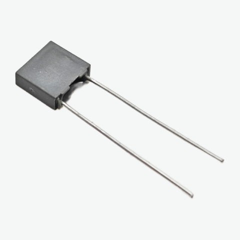 100nF 63V Polyester Box Capacitor - Through Hole Package