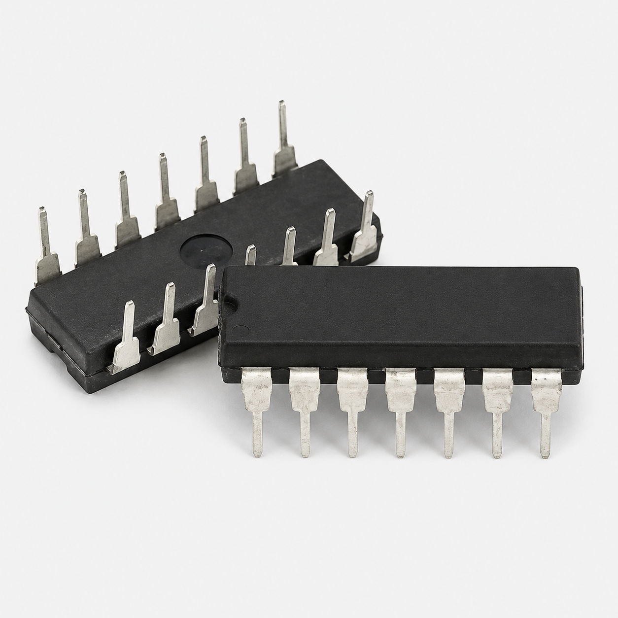 74LS93 Dual JK Flip-Flop with Clear IC - DIP-14 Package