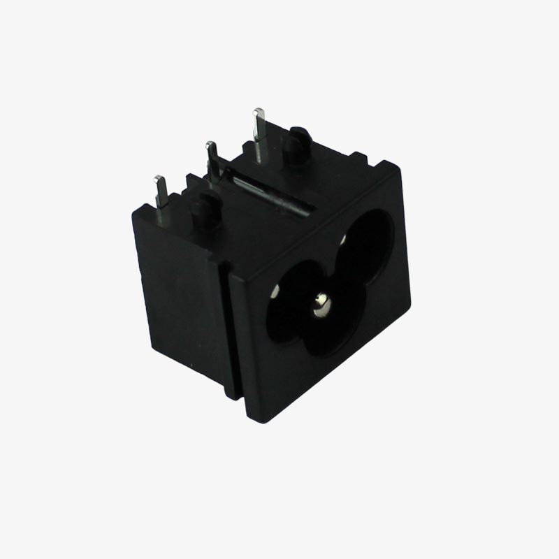 3 Pin Male Panel Mount Socket 