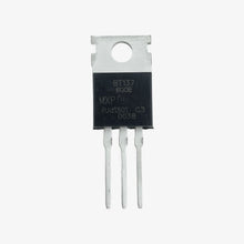 Load image into Gallery viewer, BT137 600V 8A TRIAC Thyristor - TO-220 DIP Package