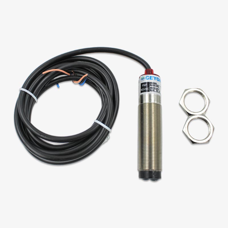 Ceyone Photoelectric Proximity Sensor M18- PNP NO+NC – QuartzComponents