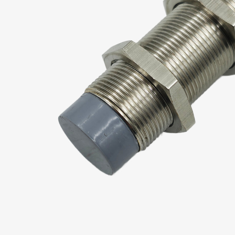 Proximity Switches M18 PNP NO+NC - Ceyone Tube Type 8mm Sensor Detection Switch