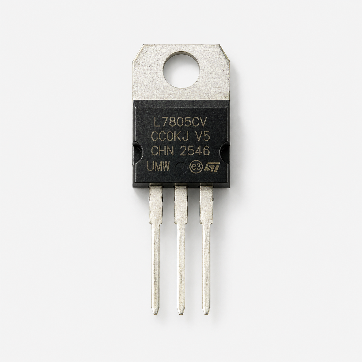 UMW L7805CV Linear Voltage Regulator IC - TO-220-3 Package