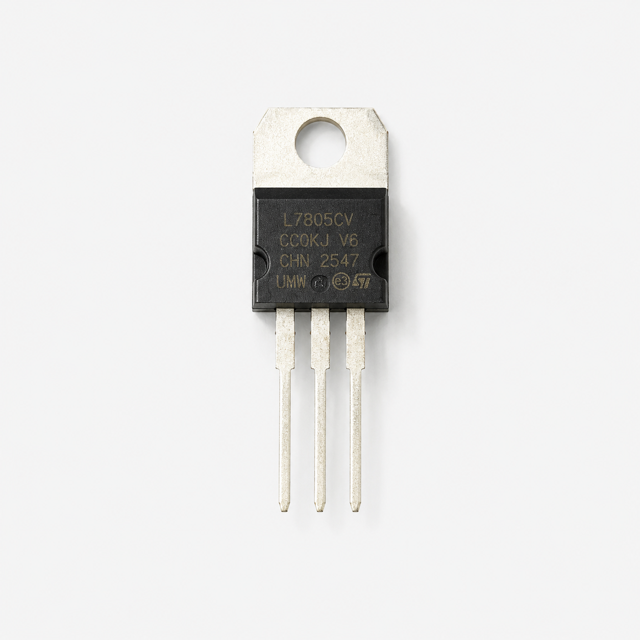 UMW L7808CV Linear Voltage Regulator IC - TO-220-3 Package
