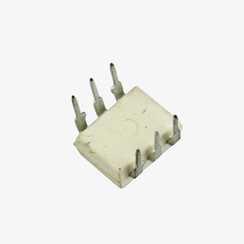 4N35 Optocoupler/Phototransistor IC