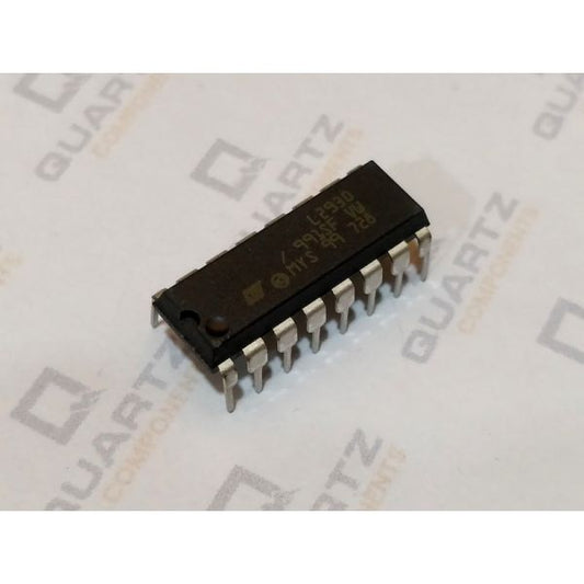 L293D Motor Driver IC